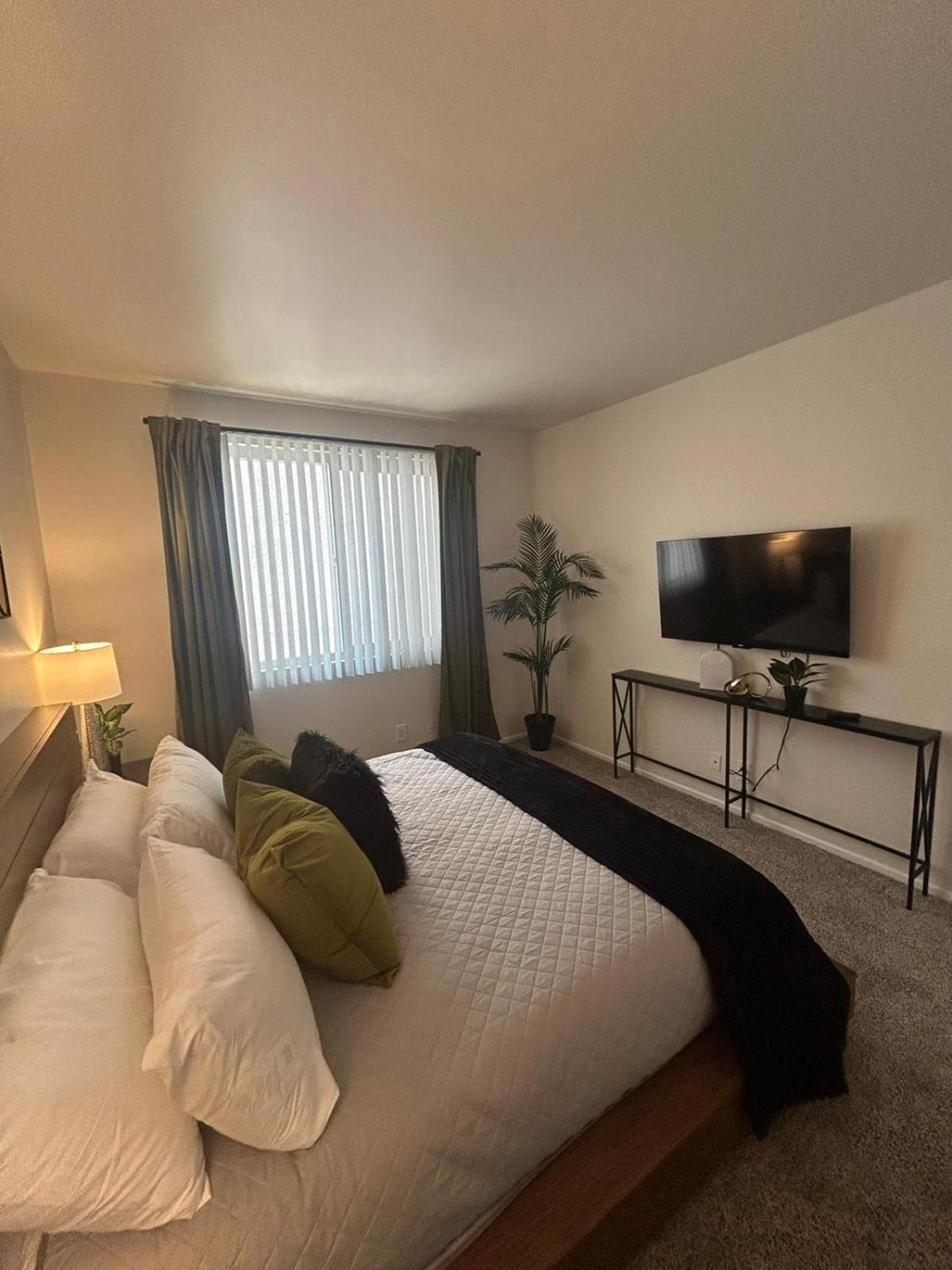 Beverly Hills Vibe 1 Bedroom W Parking 324 * Los Angeles