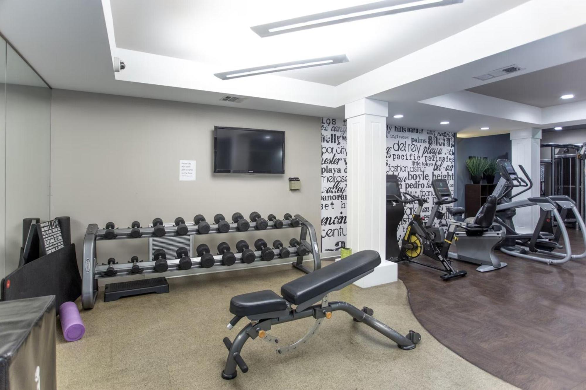 Appartement Beverly Hills Vibe 1 Bedroom W Parking 324 *